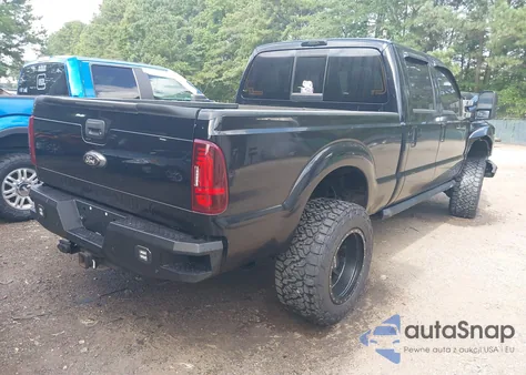 2016 Ford F250 Super Duty z USA, uszkodzony, nr VIN 1FT7W2BTXGEB02869